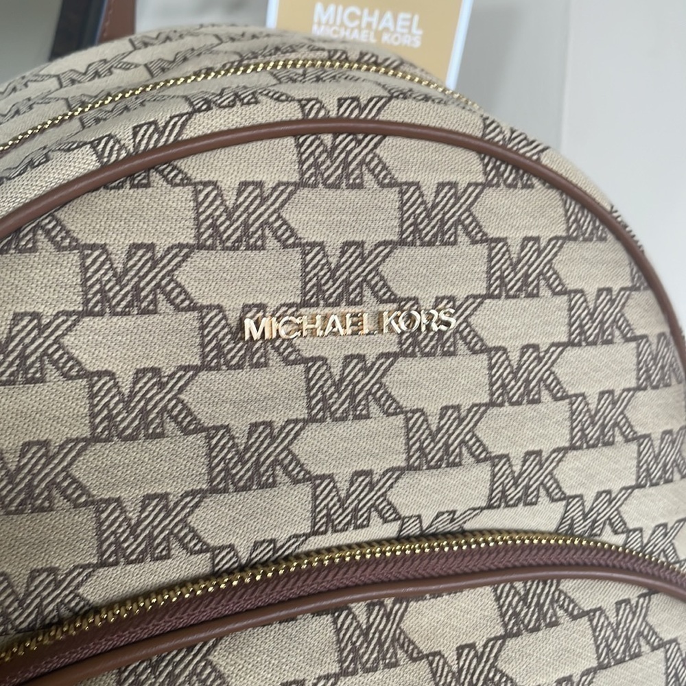 Brand New Michael Kors Logo Canvas Zippered Backpack w/ Gold Tone Accents - Picture 6 of 16